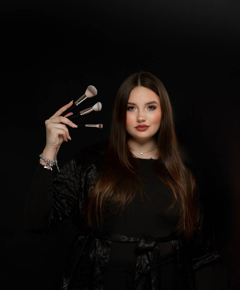Ivanna — Meigitegija