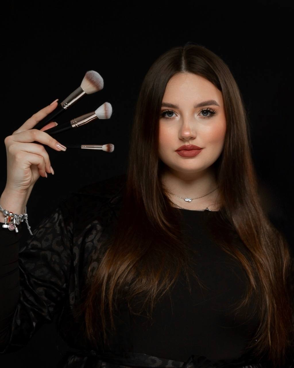 Ivanna — Meigitegija